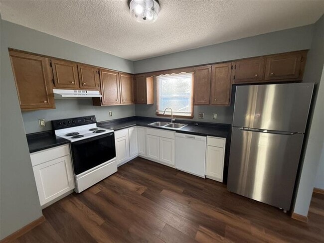 property at 1305 E Scovill St