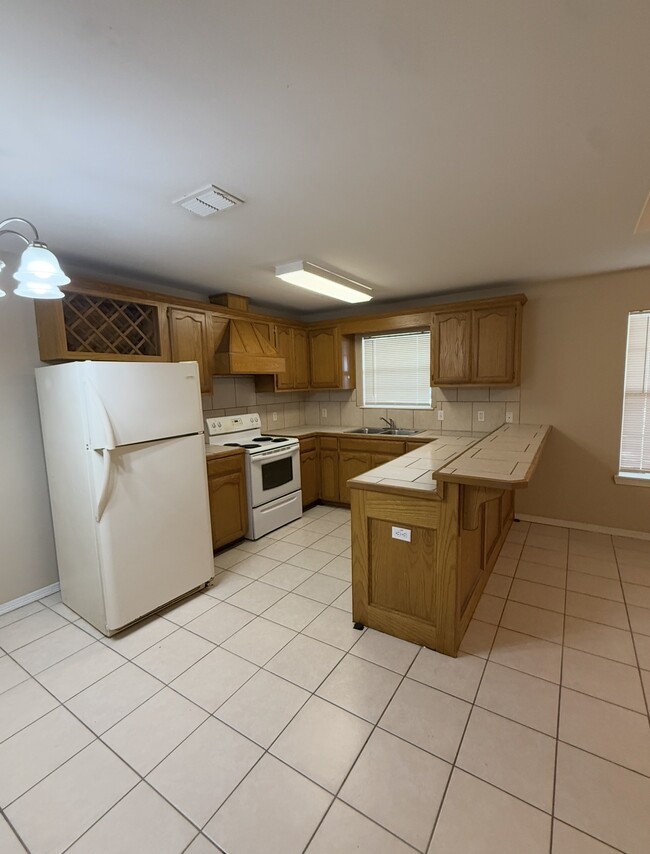 3110 Carson St, Unit 4 in Edinburg, TX - Building Photo - Building Photo