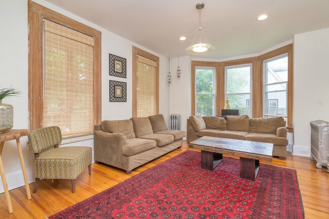 48 Stelfox St in Demarest, NJ - Building Photo - Building Photo