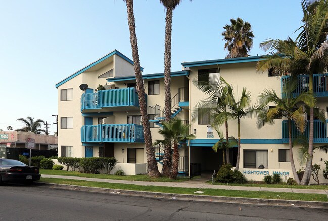 Hightower Manor in Oceanside, CA - Building Photo - Building Photo