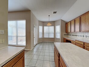 6951 Deer Run Dr in Fort Worth, TX - Building Photo - Building Photo