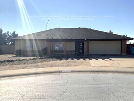 13802 N 45th Ave in Glendale, AZ - Building Photo