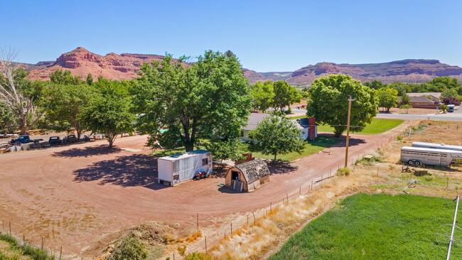 818 E 175 E in Kanab, UT - Building Photo - Building Photo