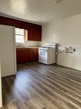 608 E Spaulding St in Checotah, OK - Building Photo - Building Photo