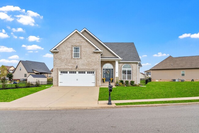 1172 Upland Terrace in Clarksville, TN - Building Photo - Building Photo