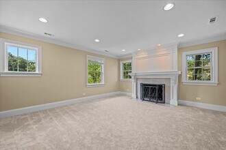 425 Orchard Ln in Highland Park, IL - Building Photo - Building Photo