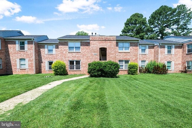 property at 7520 Rhode Island Ave