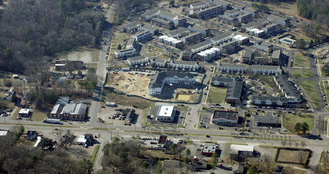 Market Woods in North Chesterfield, VA - Building Photo - Building Photo