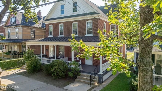 144 E 5th St, Unit Floor 1