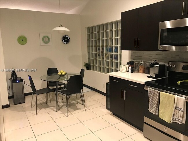 4729 NW 120th Dr in Coral Springs, FL - Building Photo - Building Photo