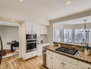 4304 S Hampton Cir in Boulder, CO - Building Photo - Building Photo