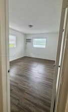 7611 NE 2nd Ct in Miami, FL - Building Photo - Building Photo