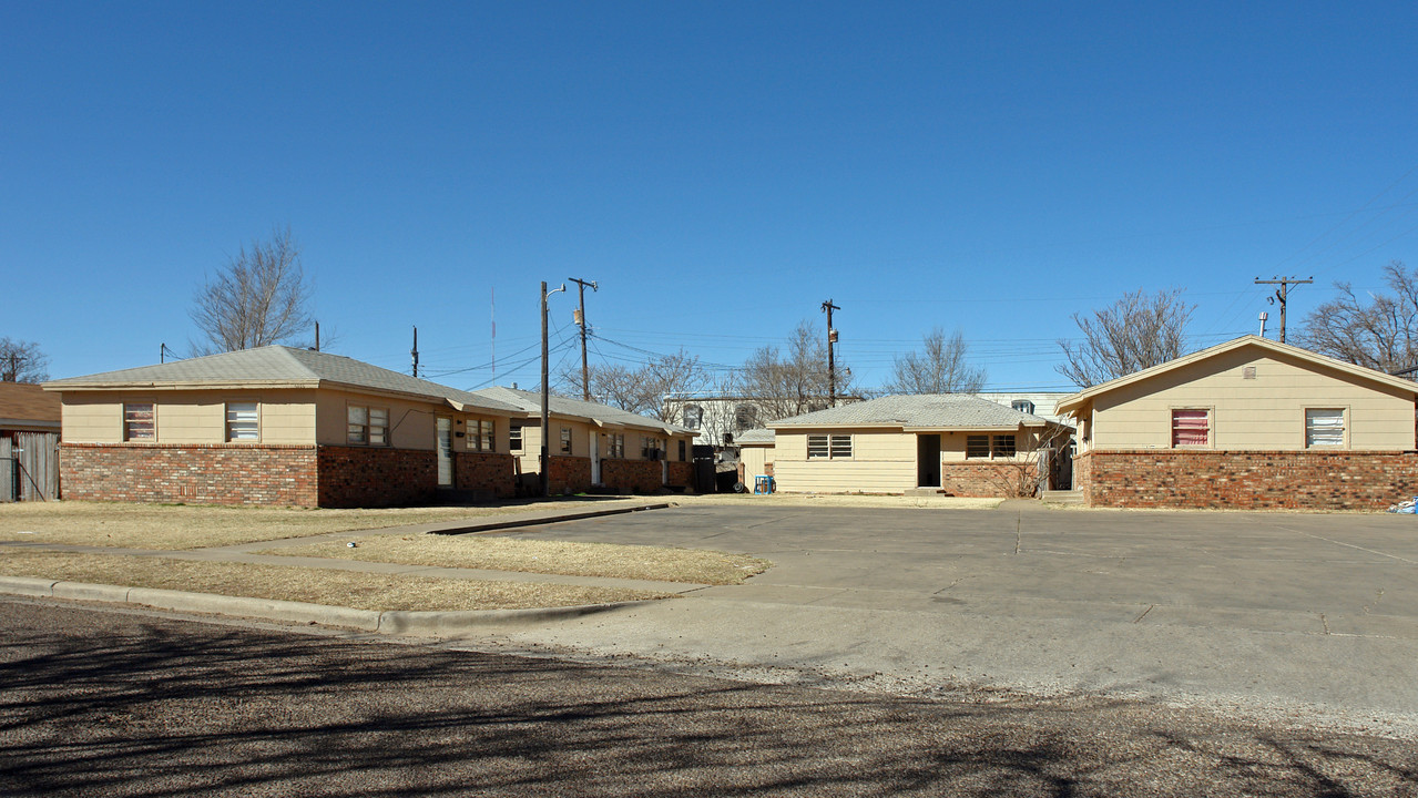 6434 Avenue Q in Lubbock, TX - Building Photo