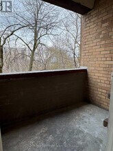 325 A James St S in Hamilton, ON - Building Photo - Building Photo