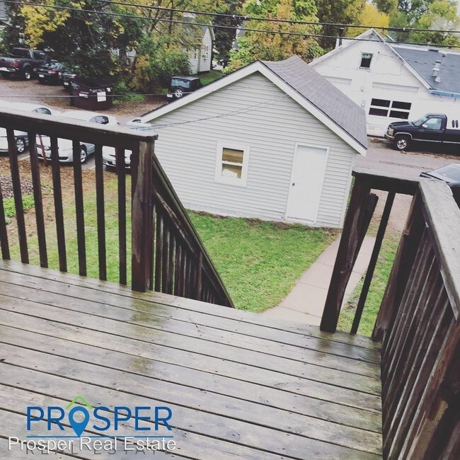 606 Menomonie St in Eau Claire, WI - Building Photo - Building Photo