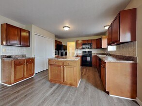 6283 Zoellners Pl in Hamilton, OH - Foto de edificio - Building Photo