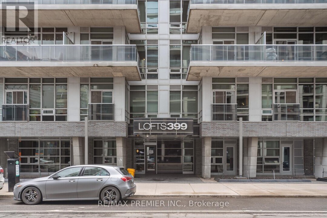 399-399 Adelaide St W in Toronto, ON - Building Photo
