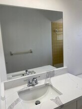 1718 Juno Rd in North Palm Beach, FL - Building Photo - Building Photo