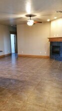 1026 NE Brown Rd in Elgin, OK - Foto de edificio - Building Photo