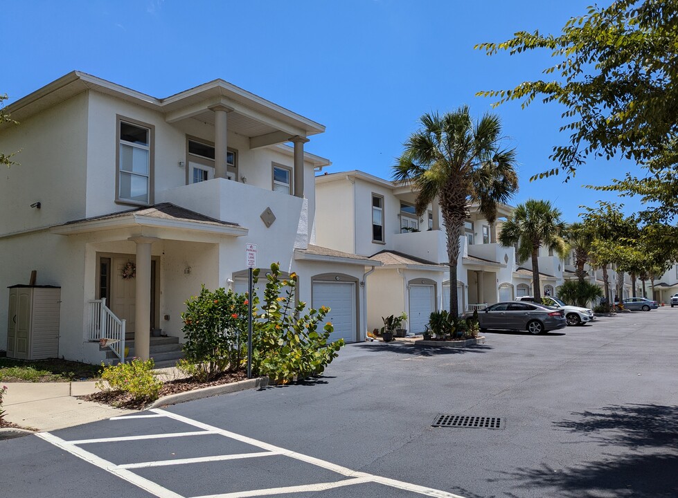 232 Devon Cir in St. Augustine, FL - Foto de edificio