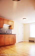 155 Maple St in Burlington, VT - Foto de edificio - Building Photo