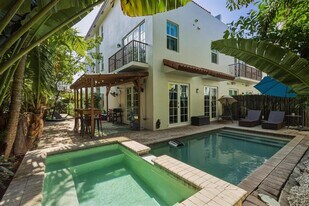 1709 NE 8th St in Fort Lauderdale, FL - Building Photo