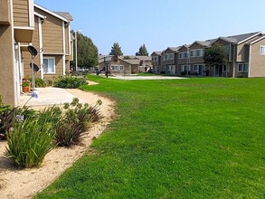 San Vicente Townhomes in Soledad, CA - Building Photo - Building Photo