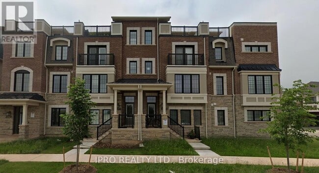 3040 John McKay Blvd