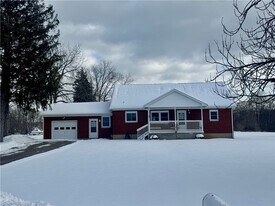 82 Ridge Rd in Horseheads, NY - Building Photo