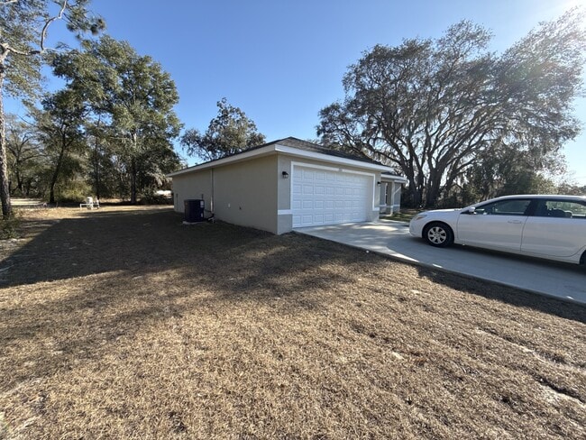 235 Locust Pass Cir in Ocala, FL - Building Photo - Building Photo