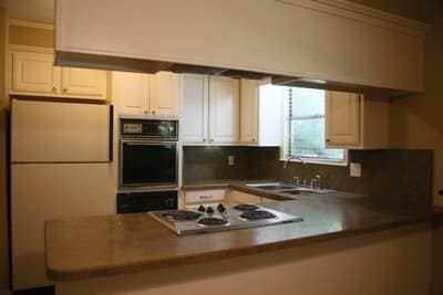 1280 N McCart St in Stephenville, TX - Building Photo - Building Photo