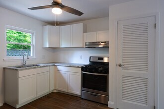 6 Dogwood Ct in Asheville, NC - Building Photo - Building Photo