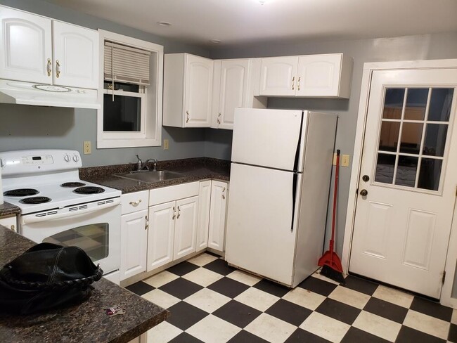 189 Pearl St in Bangor, ME - Building Photo - Building Photo