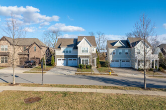 Water's Edge in Franklin, TN - Building Photo - Building Photo