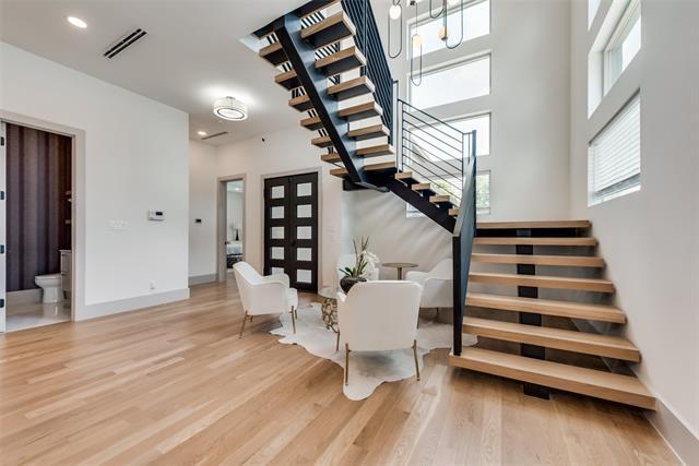 4528 W Amherst Ave in Dallas, TX - Building Photo - Building Photo