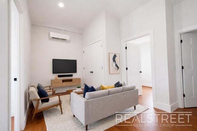 property at 542 Willoughby Ave