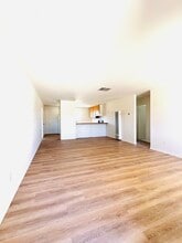 6688 National Park Dr, Unit A in Twentynine Palms, CA - Foto de edificio - Building Photo