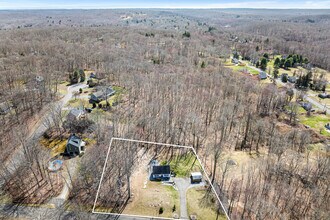 28 Stanwoll Hill Rd in Deep River, CT - Building Photo - Building Photo