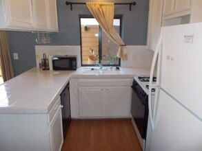 31 Seabird Ct in Newport Beach, CA - Building Photo - Building Photo
