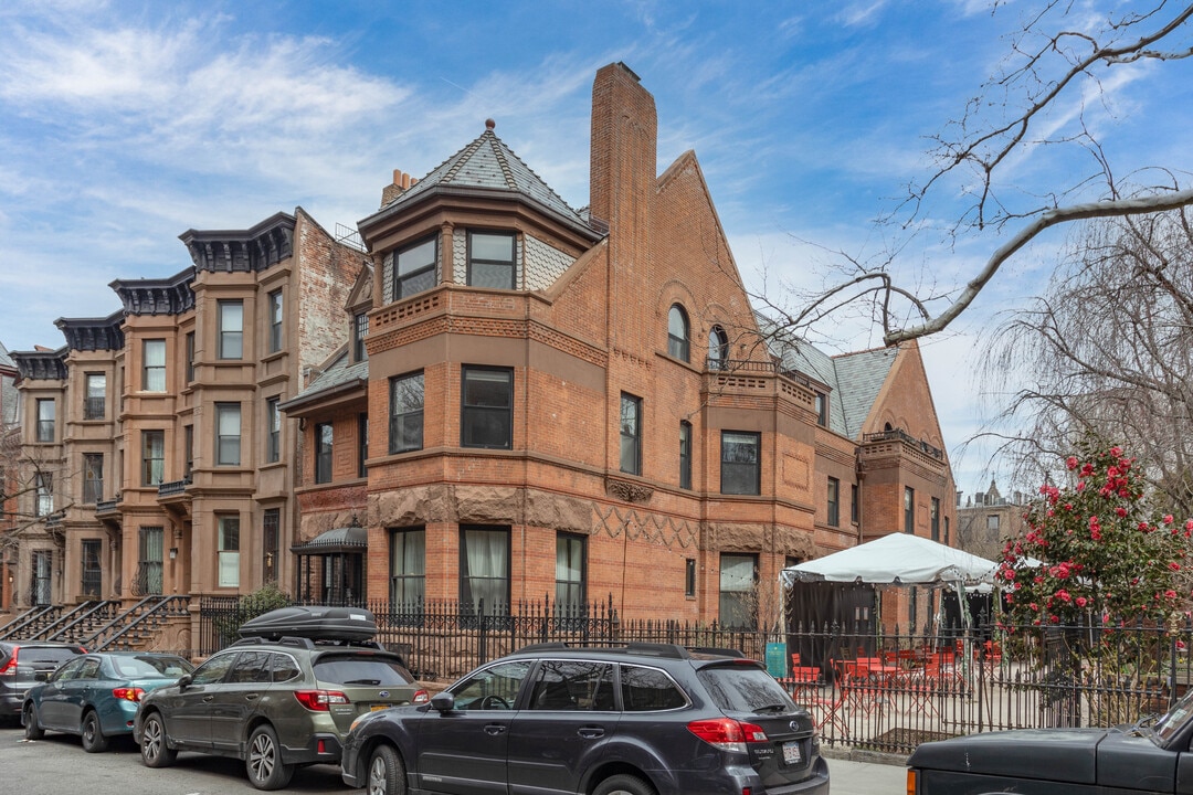 153 Lincoln Pl in Brooklyn, NY - Foto de edificio