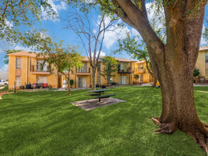 El-Presidente Apartments in Sweetwater, TX - Foto de edificio - Building Photo