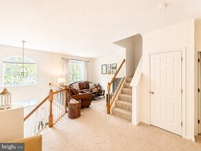 1267 Wild Hawthorn Way in Reston, VA - Building Photo - Building Photo