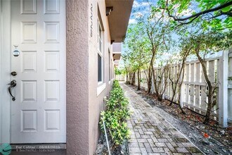 2228 NE 2nd St in Pompano Beach, FL - Building Photo - Building Photo