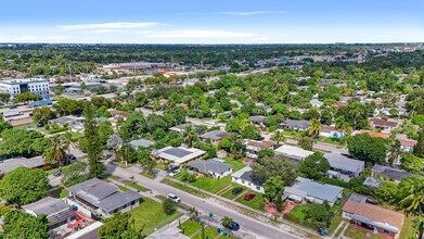 551 NW 107th St in Miami, FL - Building Photo - Building Photo