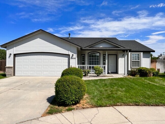 property at 2800 N Fayette Pl