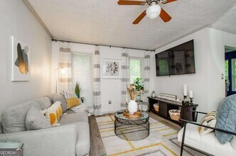 5157 Roswell Rd in Sandy Springs, GA - Building Photo - Building Photo