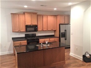 2110 Red Fox Dr in Hummelstown, PA - Building Photo - Building Photo