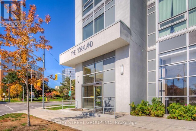 275-1275 Yorkland Rd in Toronto, ON - Building Photo - Building Photo