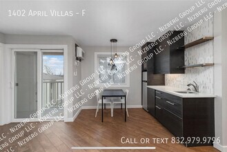 1402 April Villas in Montgomery, TX - Building Photo - Building Photo