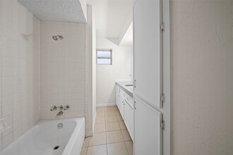 23114 Earlmist Dr in Spring, TX - Building Photo - Building Photo